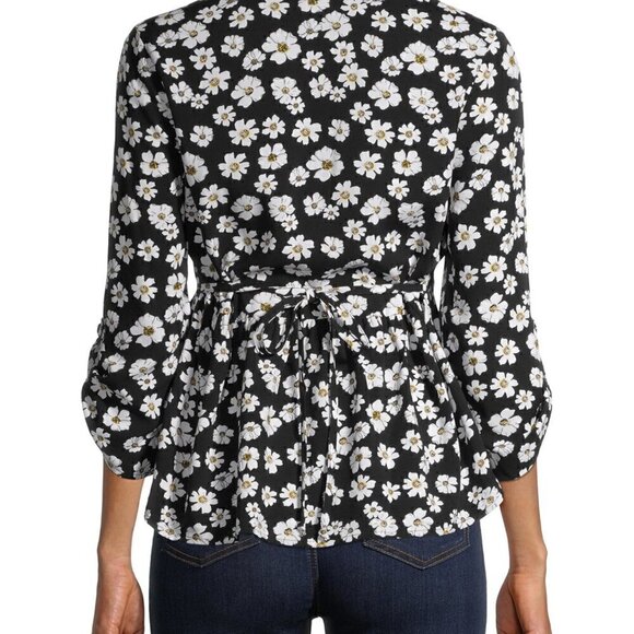 Copy - No Boundaries Juniors' Babydoll Top - Picture 3 of 5